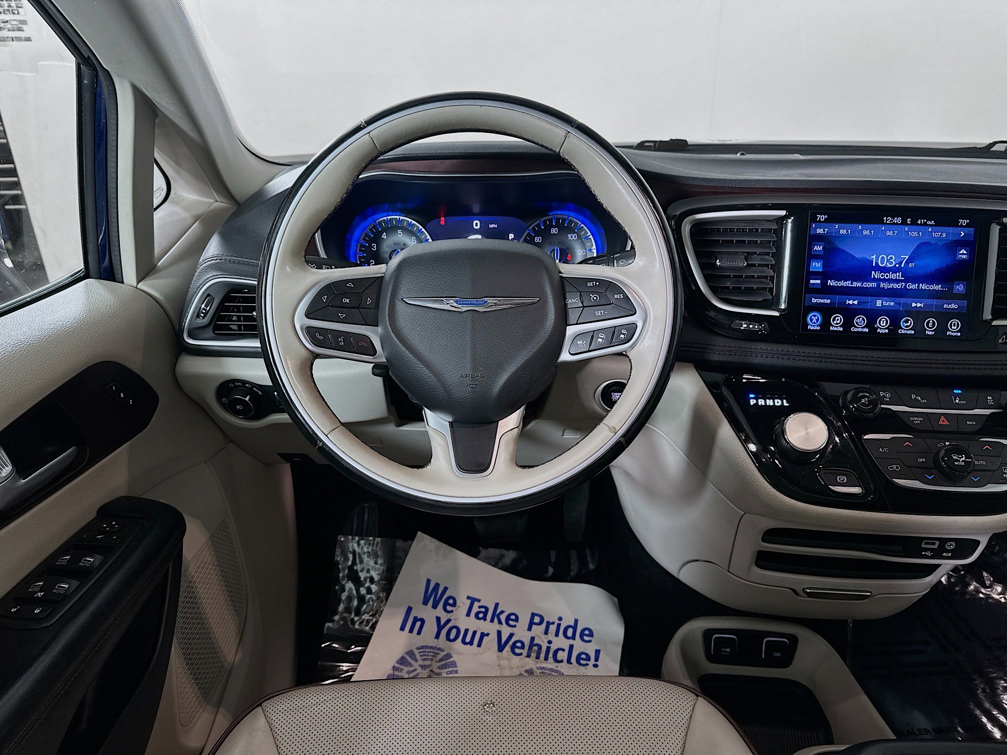 Used 2017 Chrysler Pacifica Limited w/ Advanced Safetytec Group image 22