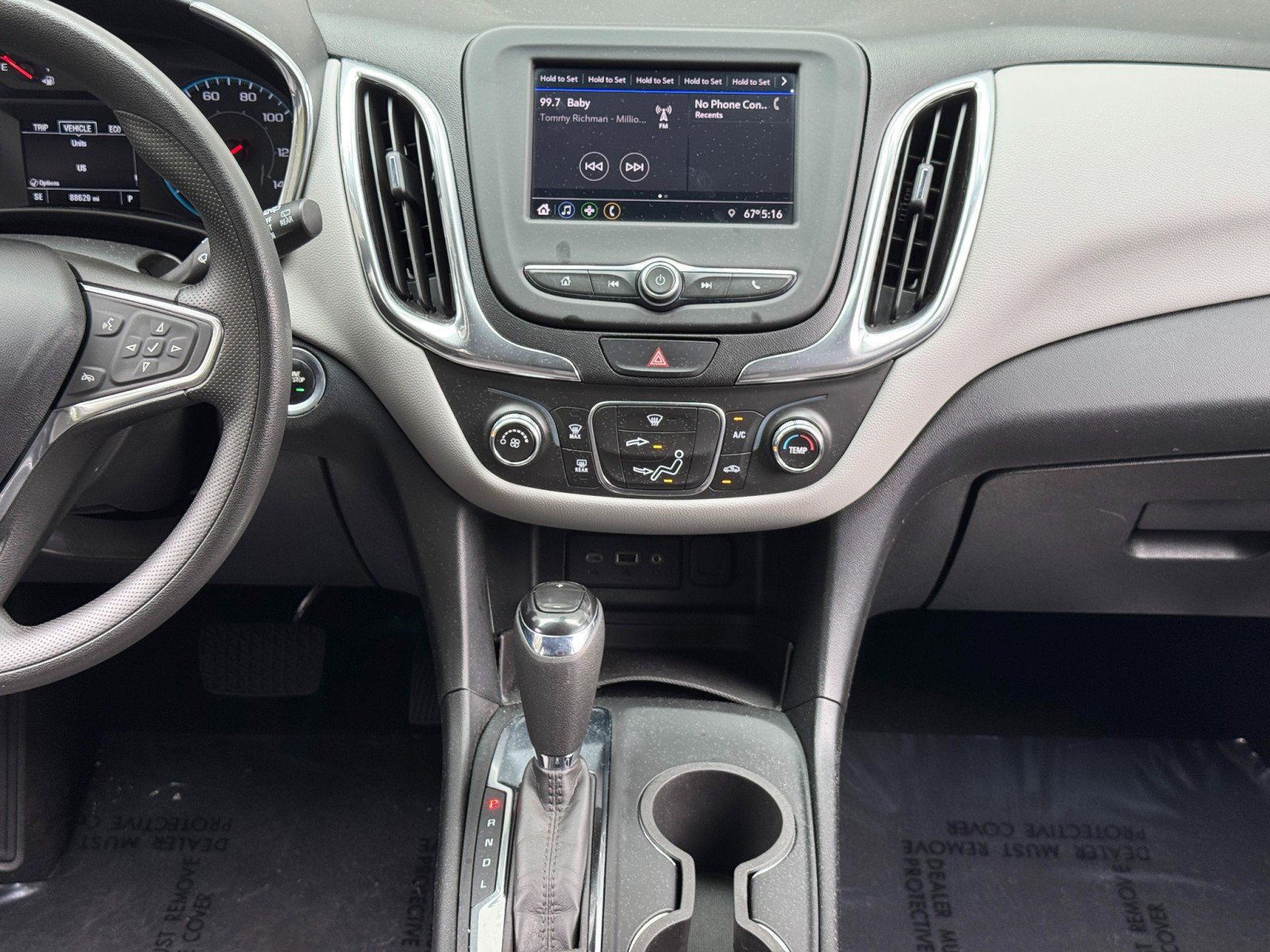 Used 2020 Chevrolet Equinox LS w/ LS Convenience Package FWD image 21
