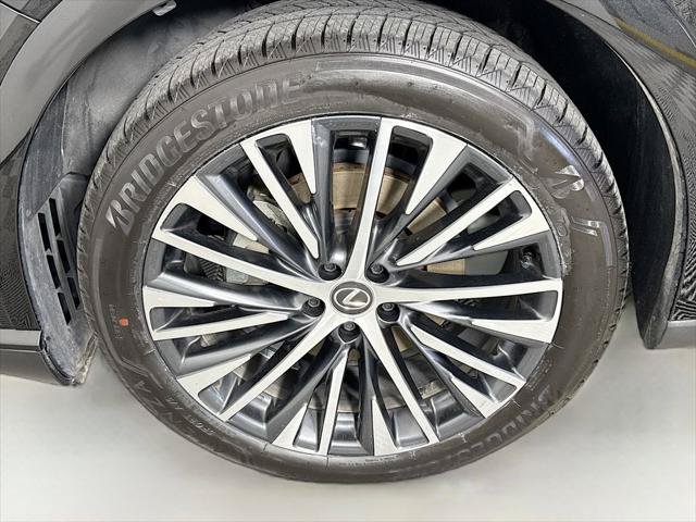 Certified 2023 Lexus RX 350 Premium Plus w/ Cold Area Package FWD image 32