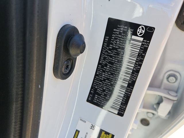 Used 2024 Toyota Corolla LE image 29