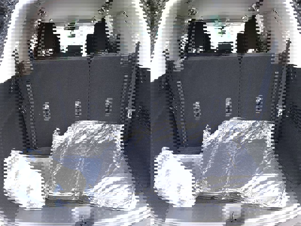 New 2025 Nissan Pathfinder SV image 17