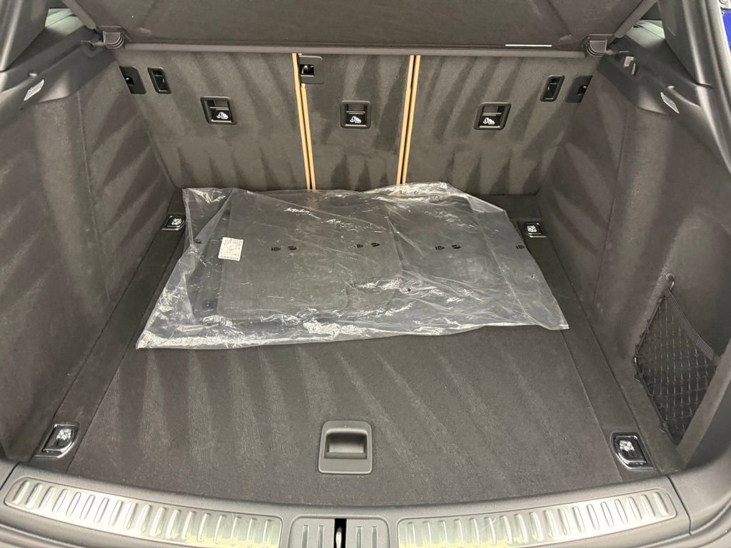 Used 2025 Porsche Macan image 29