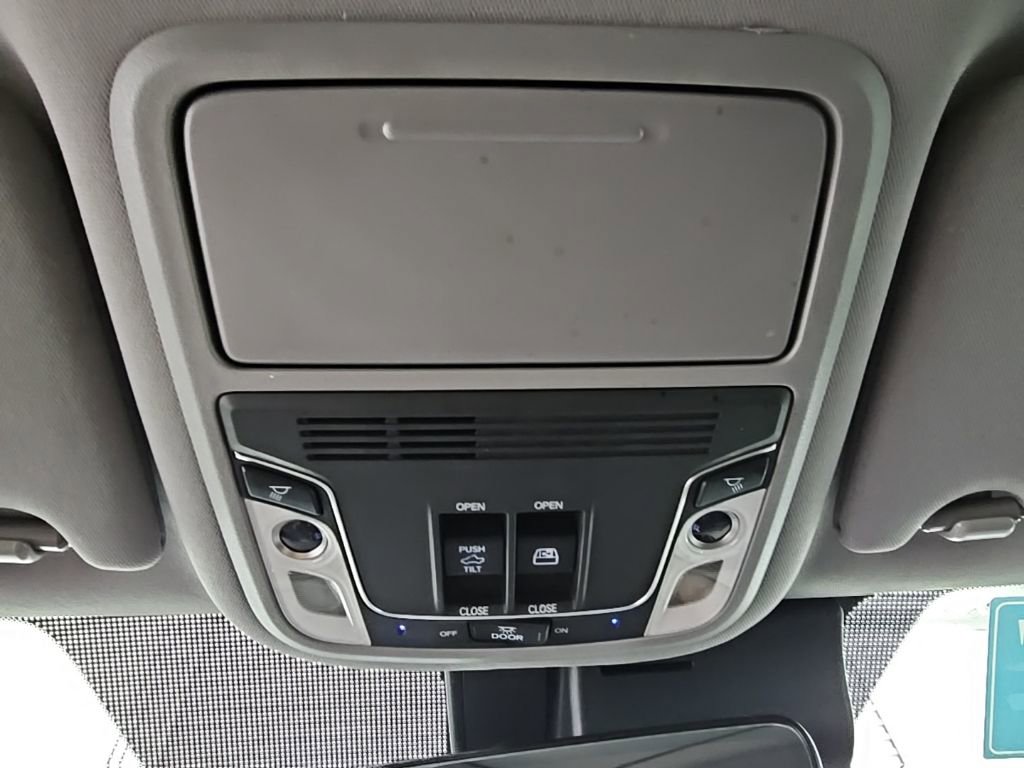 Used 2023 Honda Ridgeline RTL-E image 23