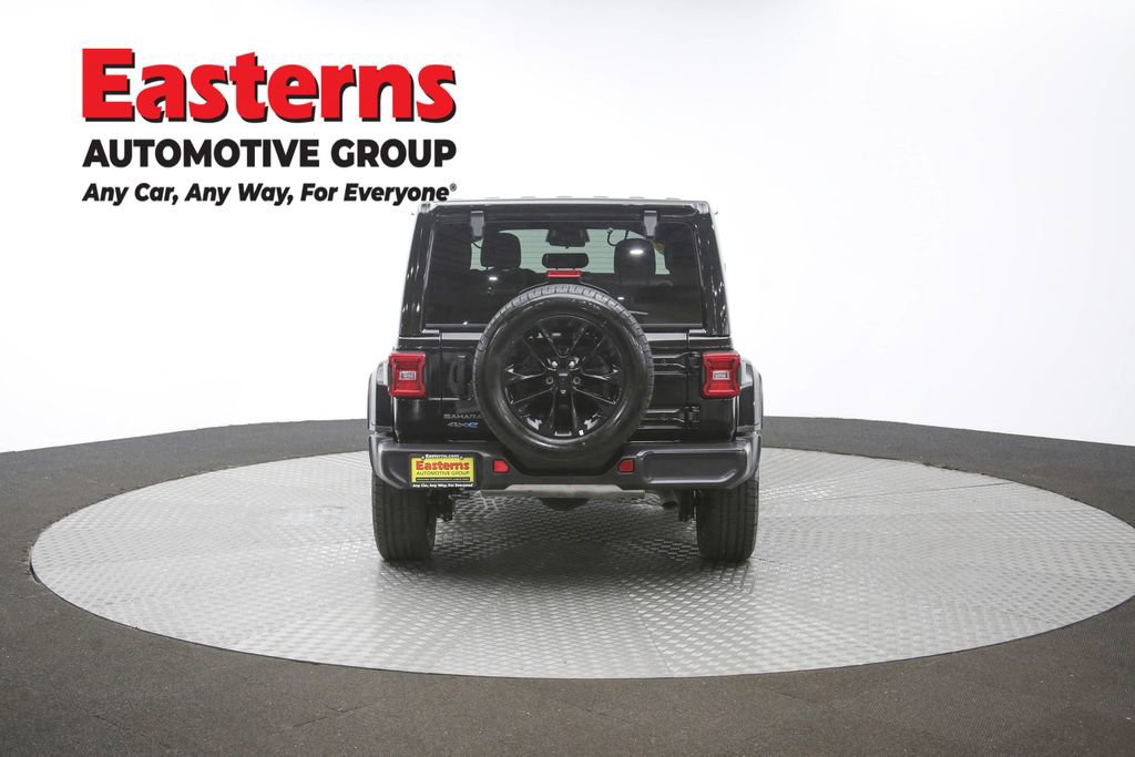 Used 2025 Jeep Wrangler Unlimited Sahara AWD/4WD image 33
