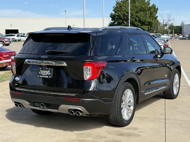 Used 2021 Ford Explorer King Ranch w/ Premium Technology Package RWD image 4