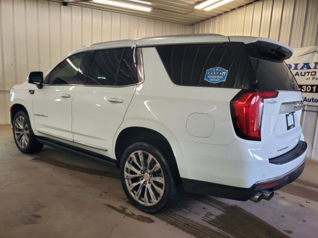 Used 2021 GMC Yukon Denali w/ Denali Premium Package image 4