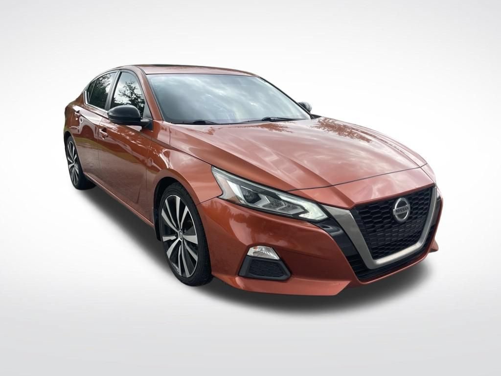 Used 2019 Nissan Altima 2.5 SR w/ SR Premium Package FWD image 2