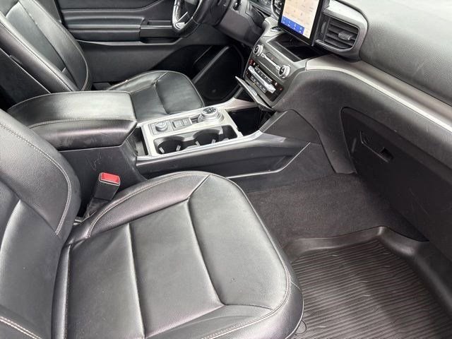 Used 2020 Ford Explorer XLT w/ Equipment Group 202A image 44