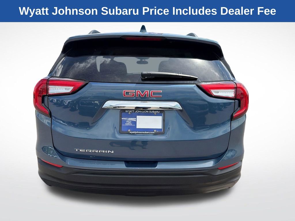 Used 2024 GMC Terrain SLE w/ Driver Convenience Package FWD image 7