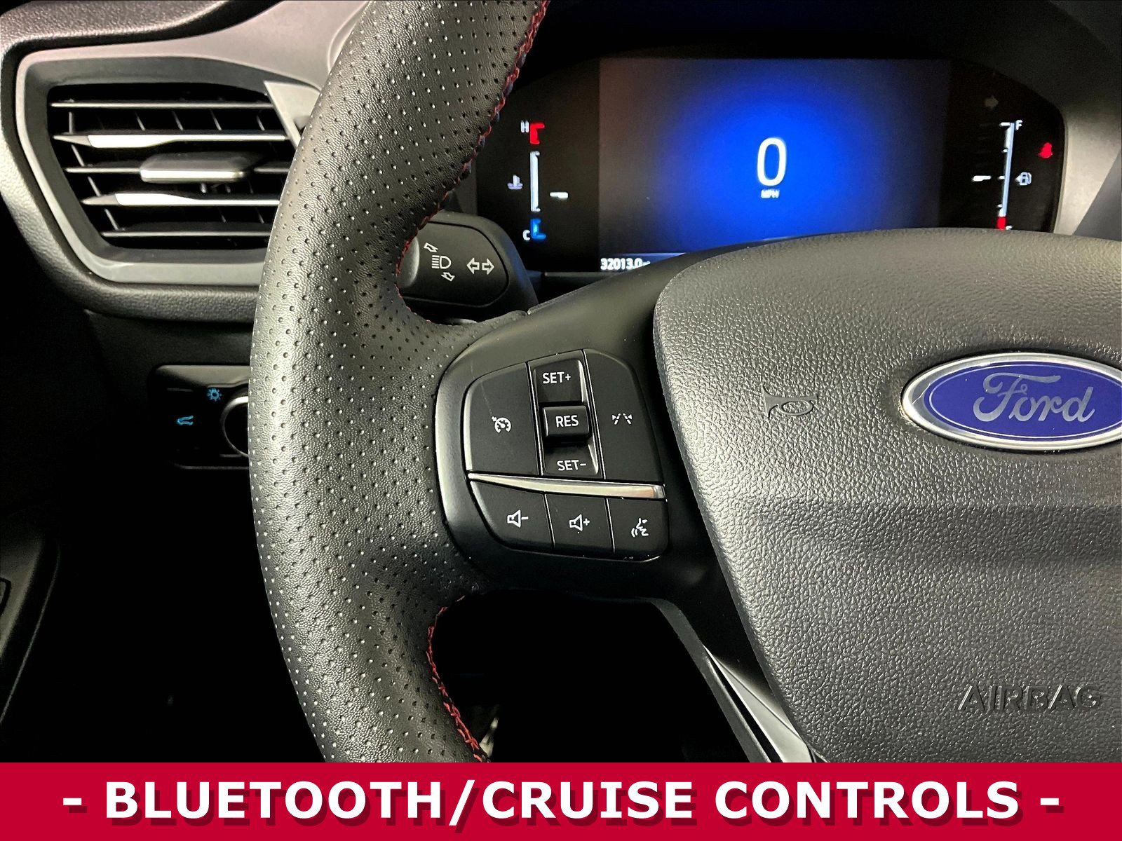 Used 2025 Ford Escape ST-Line Select AWD/4WD image 11