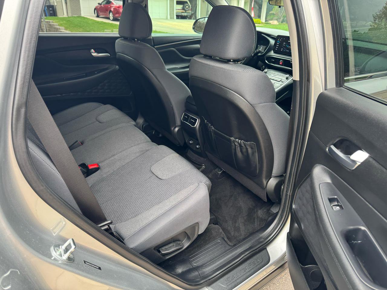 Used 2023 Hyundai Santa Fe SEL AWD/4WD image 9