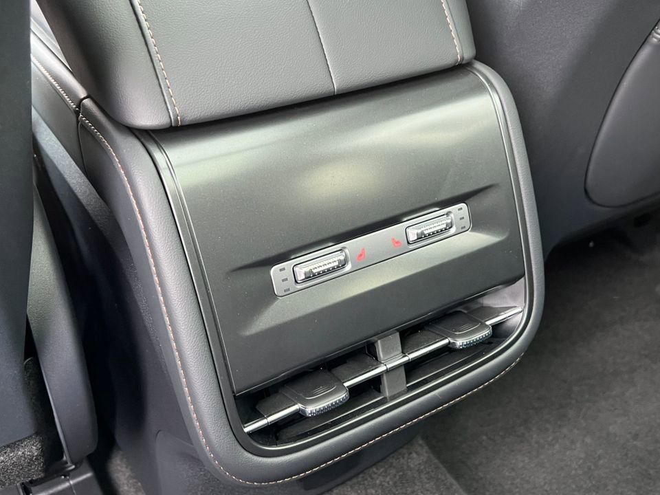 New 2026 Lincoln Nautilus Reserve w/ Jet Appearance Package AWD/4WD image 28