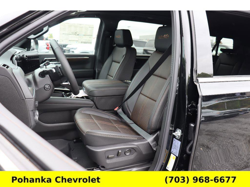 New 2026 Chevrolet Suburban High Country image 23