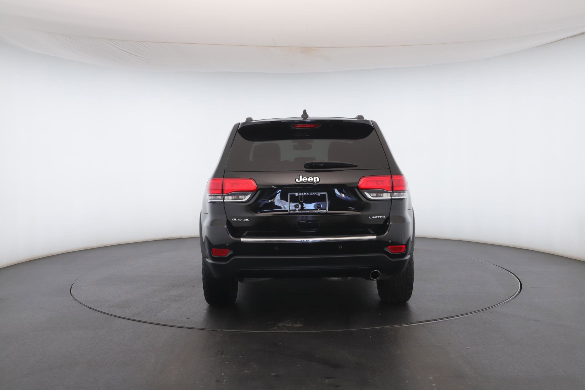 Used 2017 Jeep Grand Cherokee Limited image 23