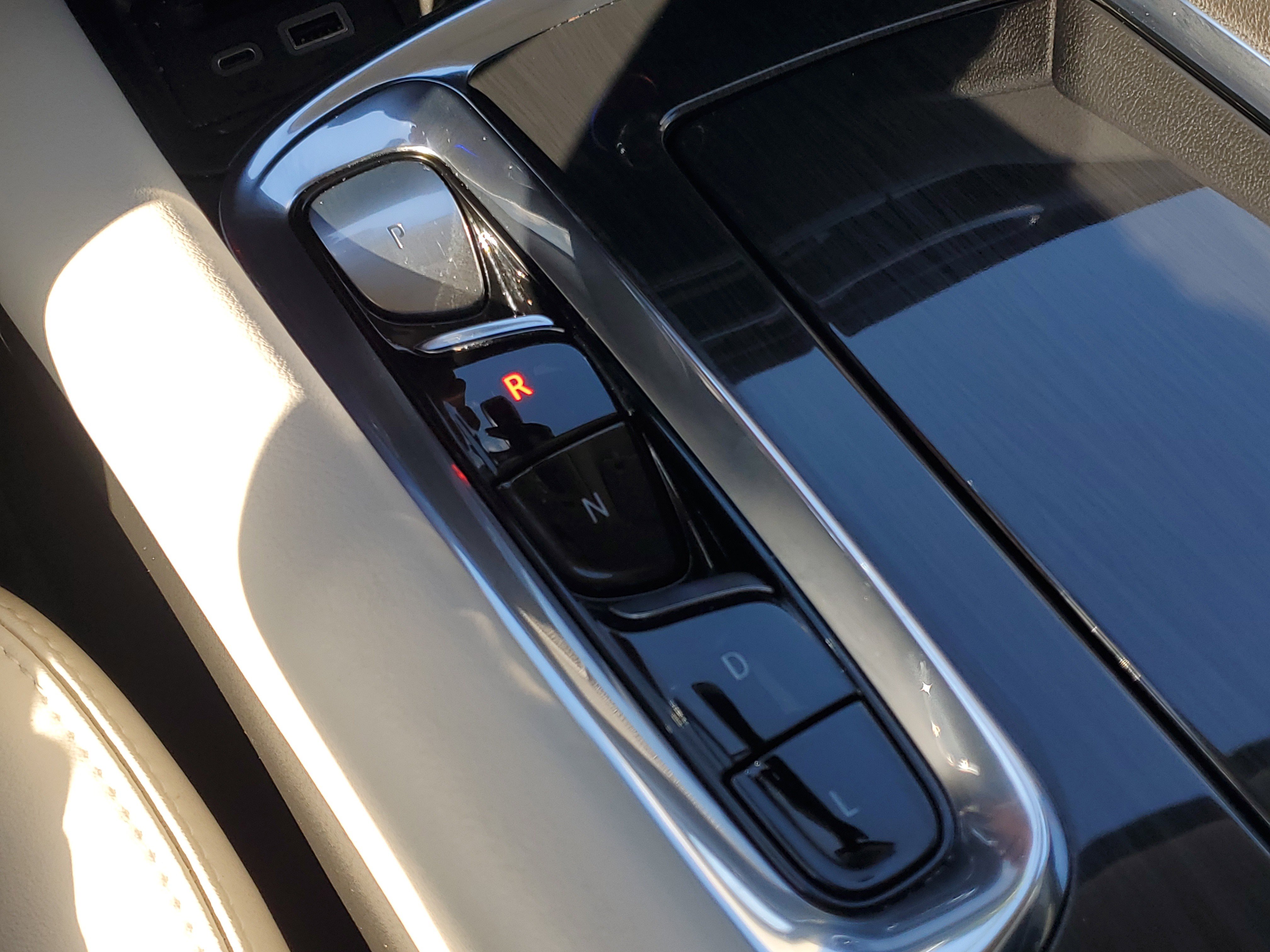 Used 2022 Buick Enclave Essence w/ Experience Buick Package image 30