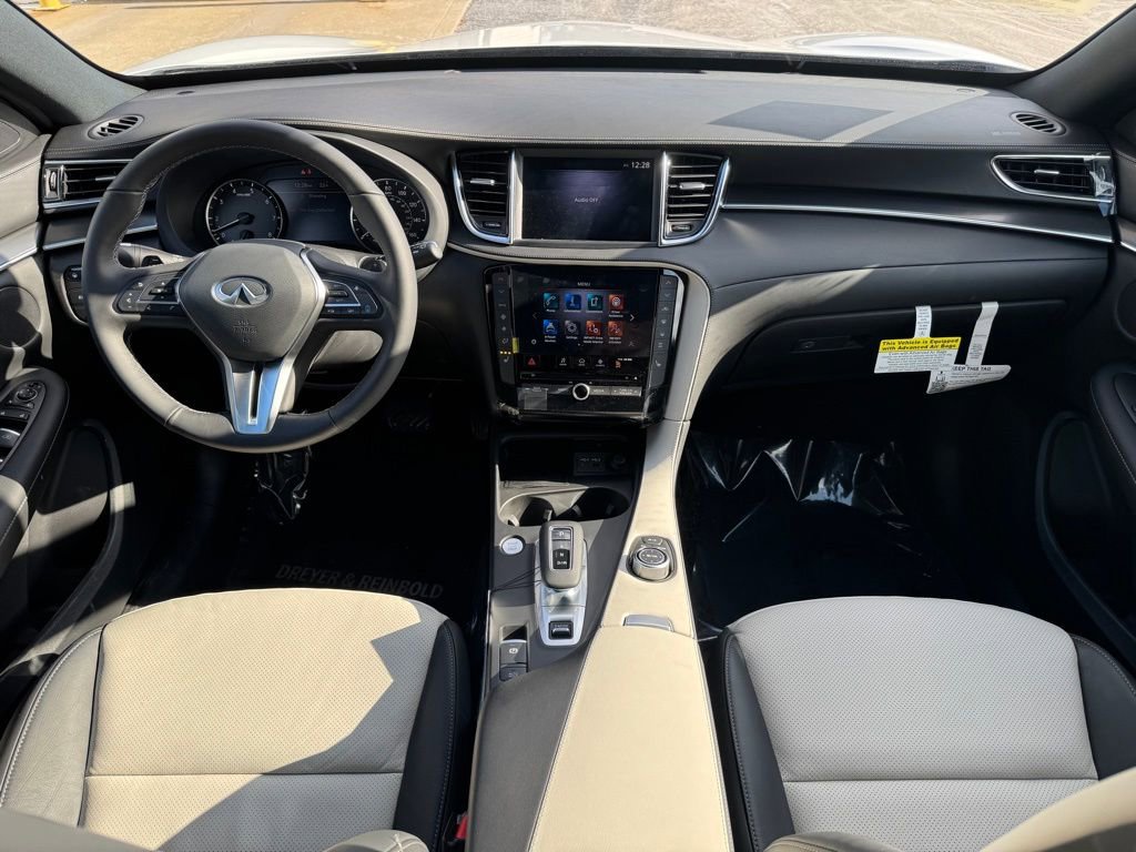 New 2025 INFINITI QX55 Luxe w/ Cargo Package image 9