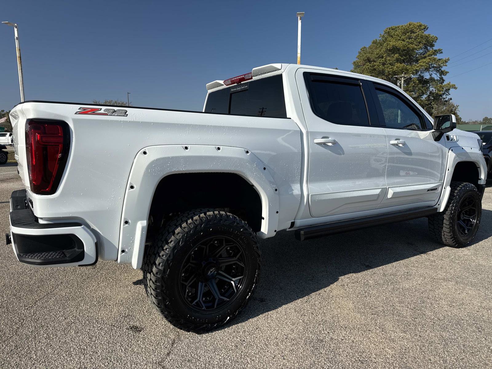 New 2026 GMC Sierra 1500 AT4 w/ Technology Package AWD/4WD image 3