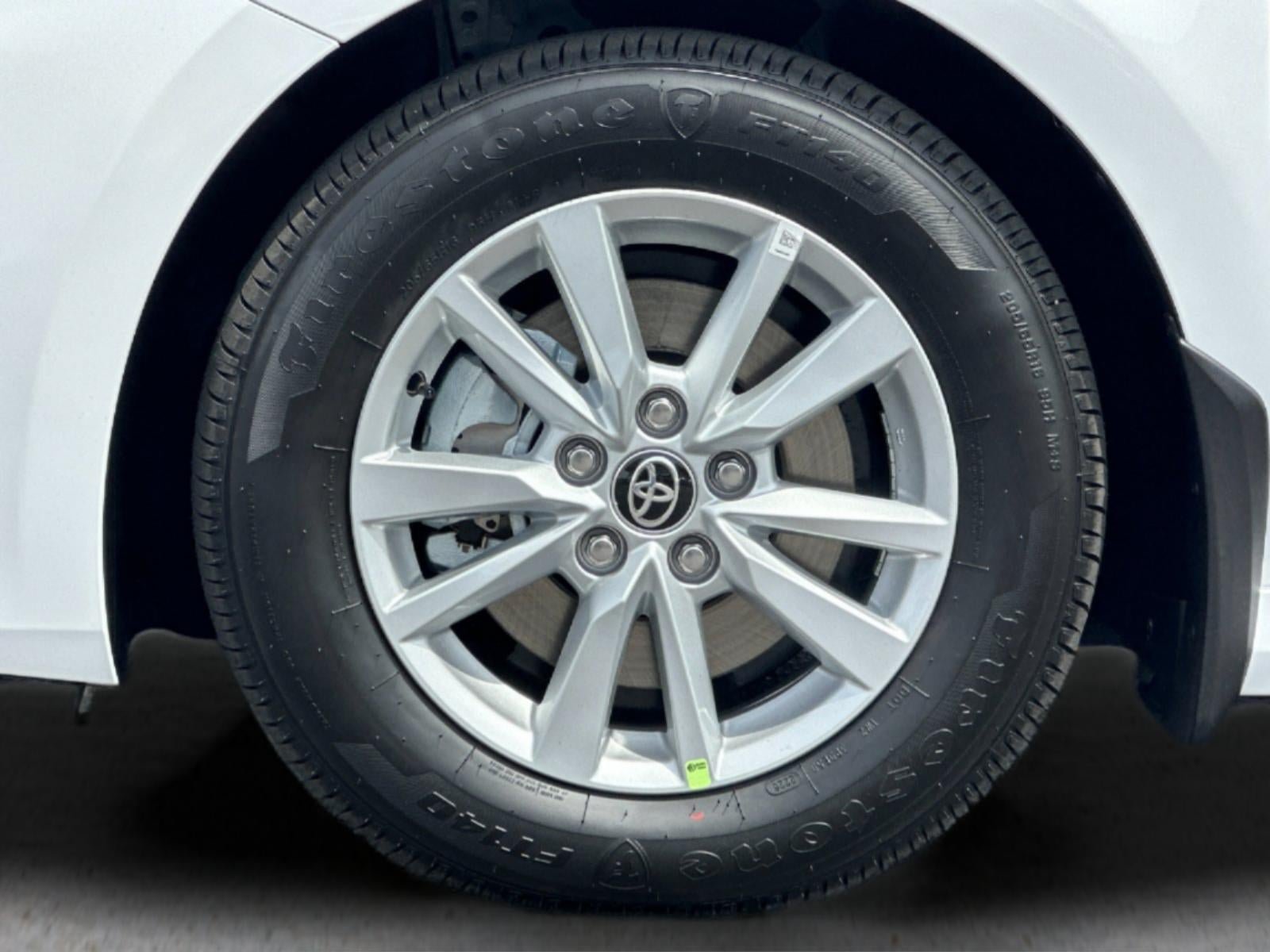 New 2026 Toyota Camry LE FWD image 32