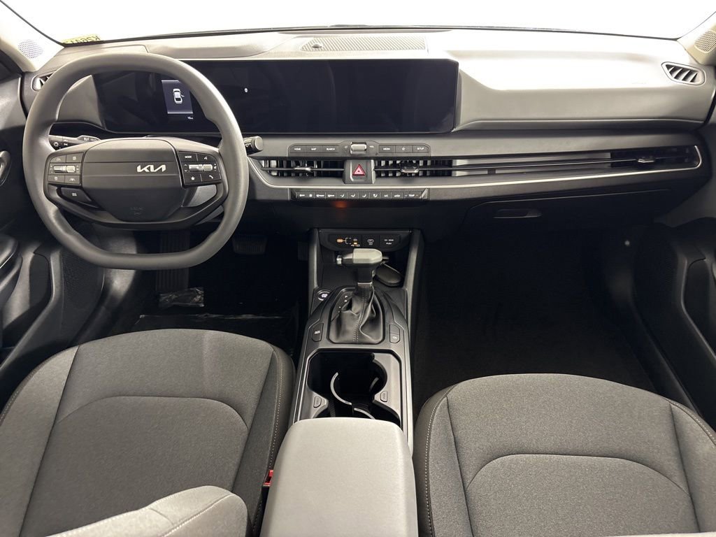 New 2026 Kia K4 LXS image 12