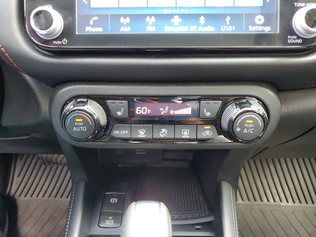 Certified 2023 Nissan Kicks SR w/ SR Premium Package FWD image 32
