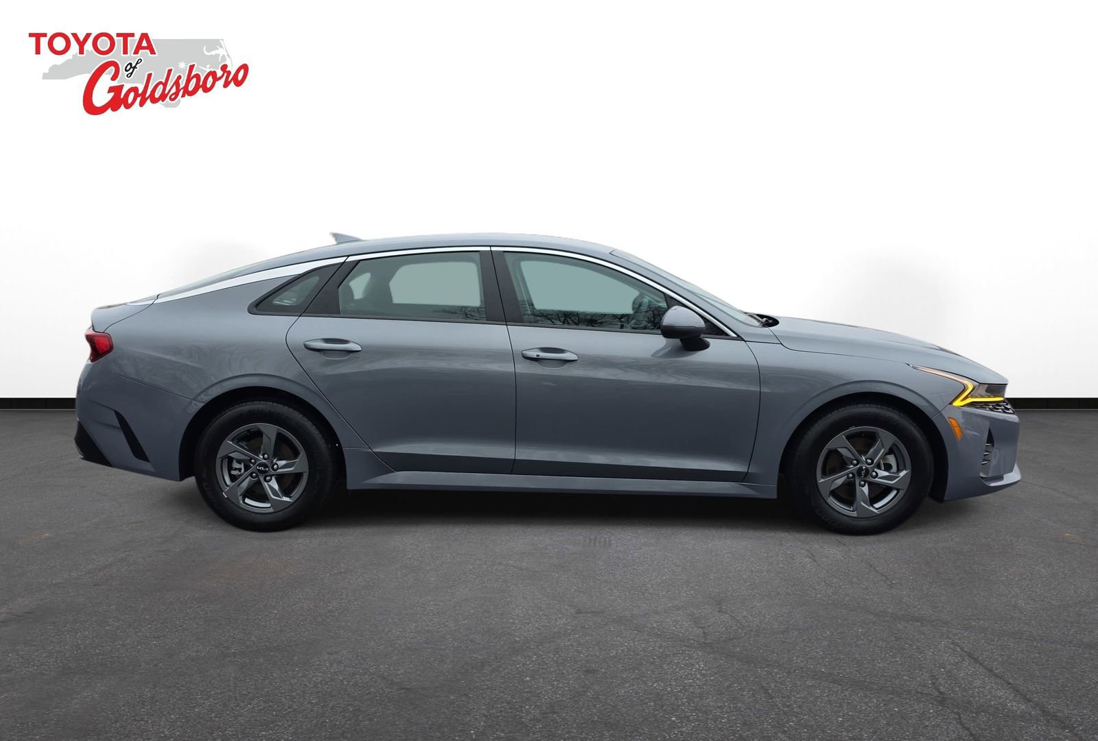 Used 2023 Kia K5 LXS image 4