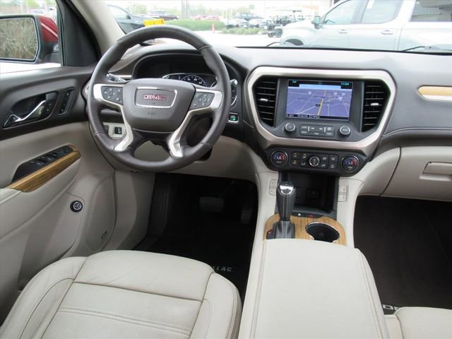 Used 2017 GMC Acadia Denali w/ Technology Package image 12