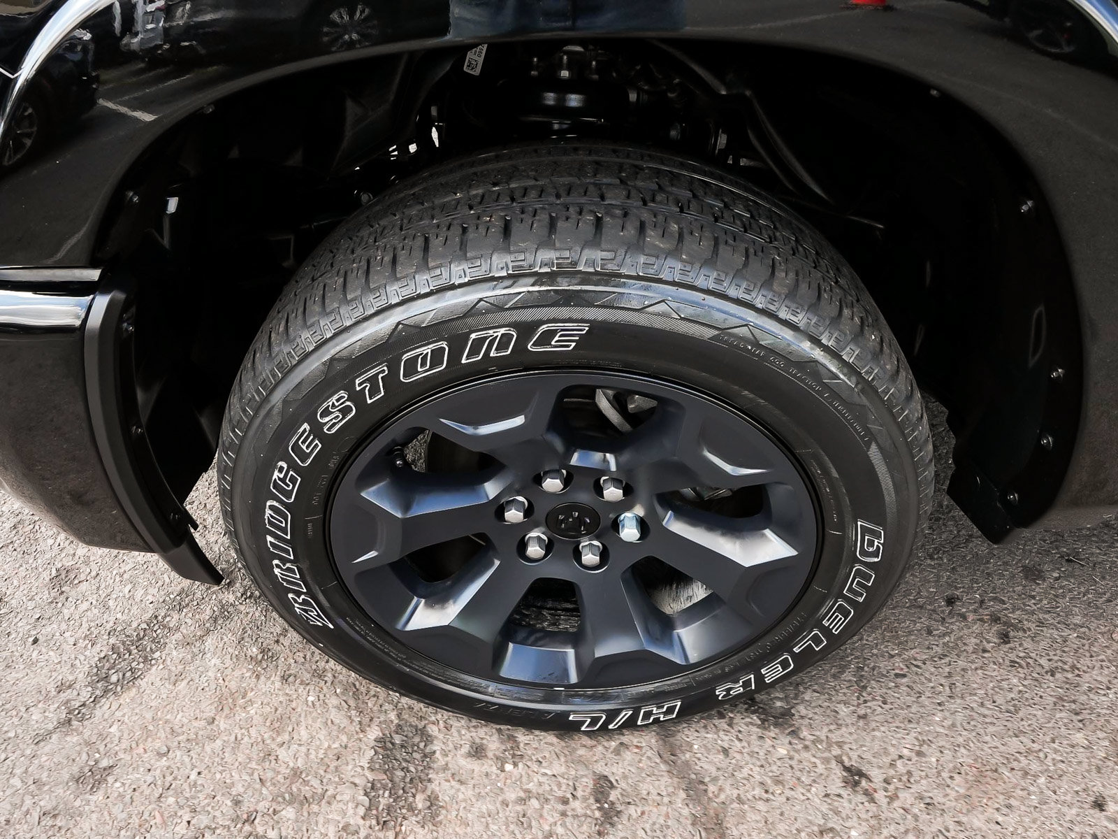 Used 2025 RAM 1500 Big Horn AWD/4WD image 10