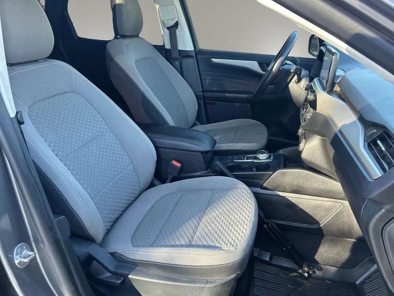 Used 2022 Ford Escape SE w/ Convenience Package AWD/4WD image 21