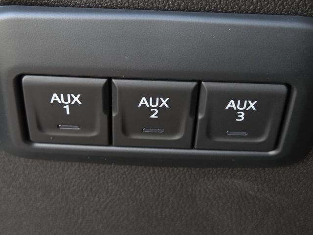 New 2026 GMC Canyon AT4X w/ AT4X AEV Edition AWD/4WD image 34