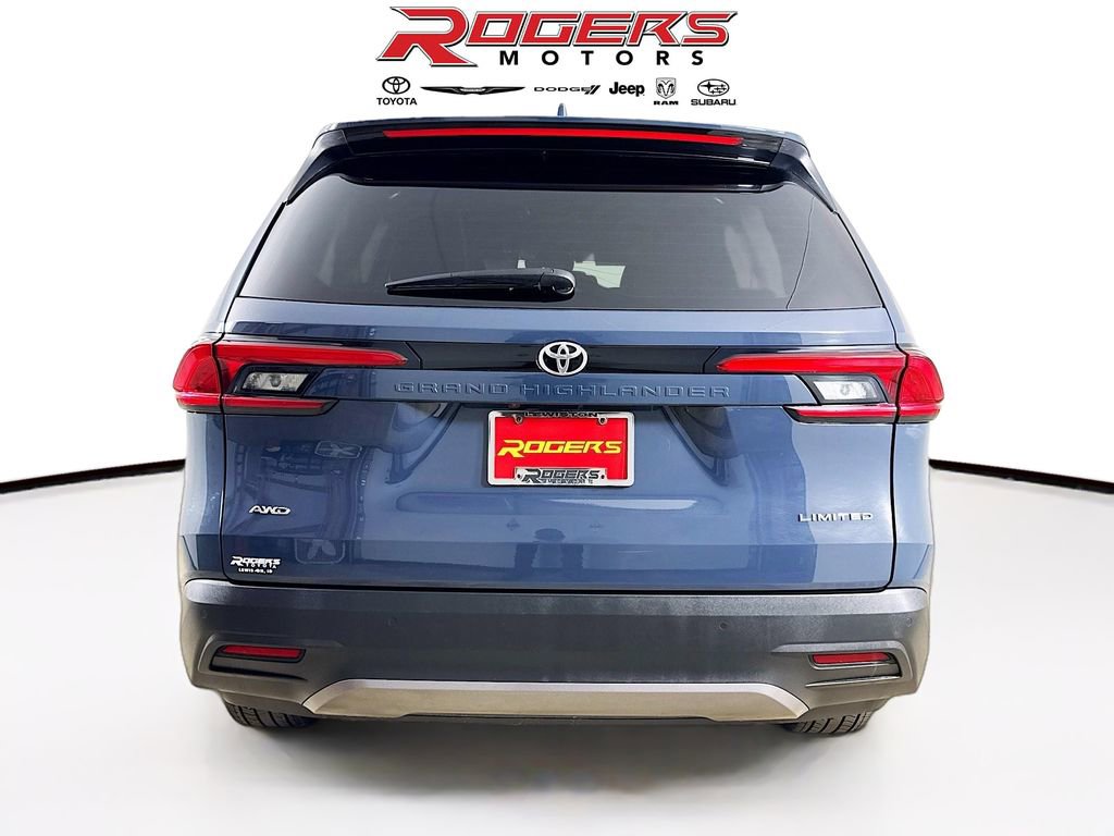 Certified 2024 Toyota Grand Highlander Limited image 7