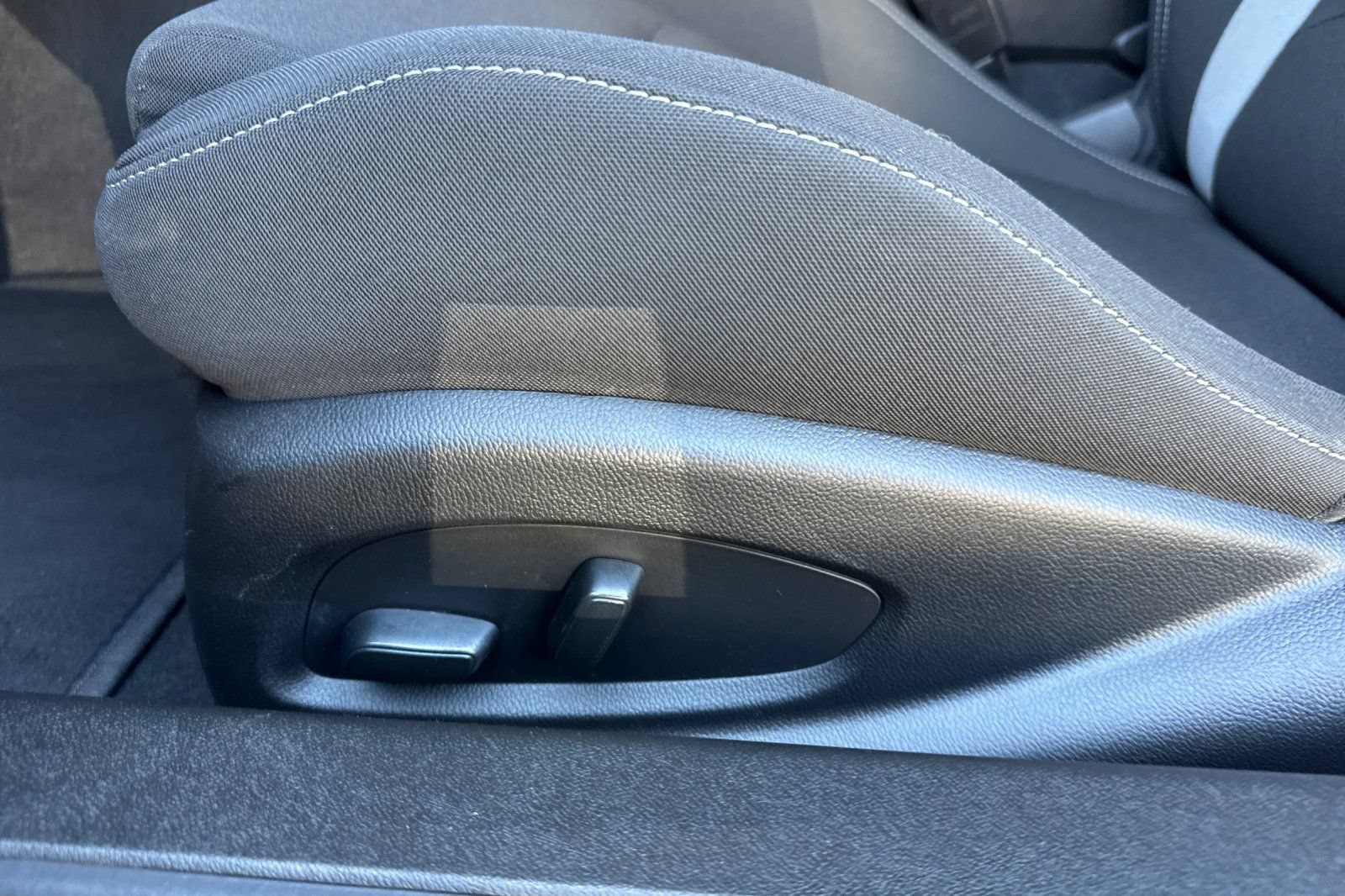 Used 2022 Chevrolet Camaro SS RWD image 14