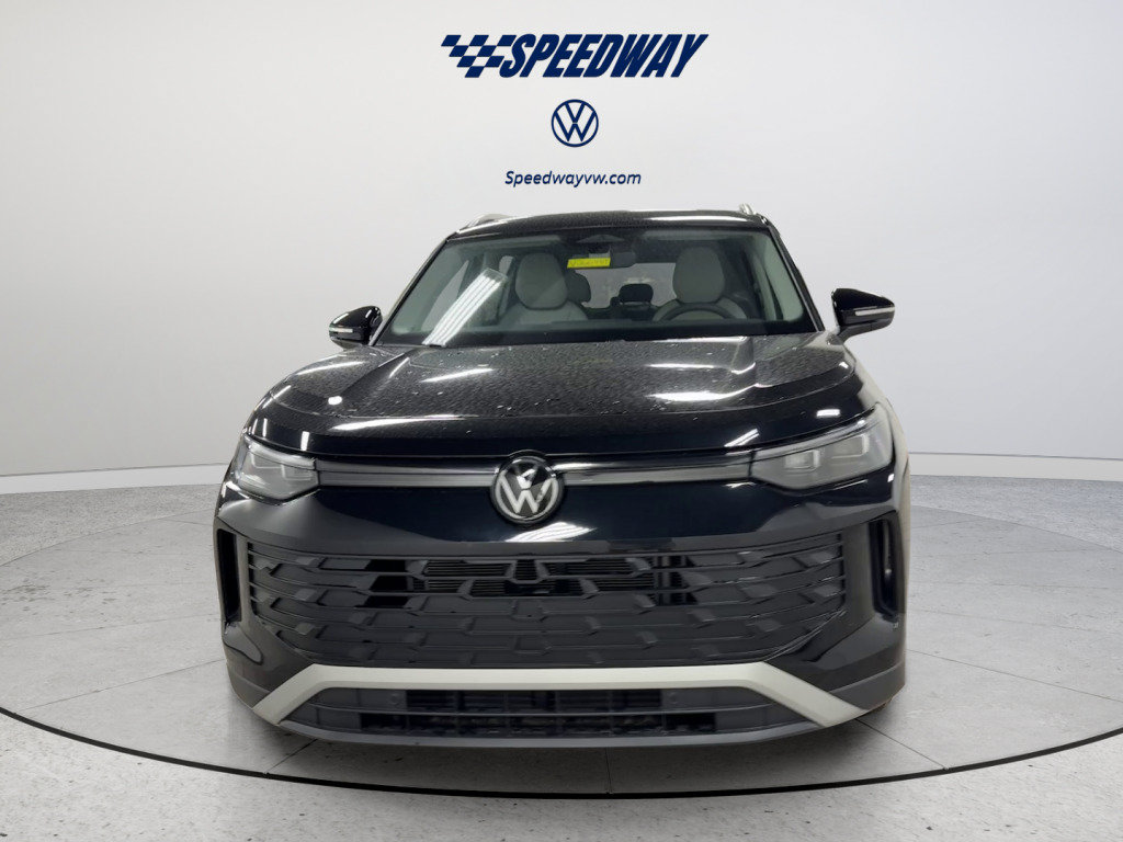 New 2026 Volkswagen Tiguan SE FWD image 13