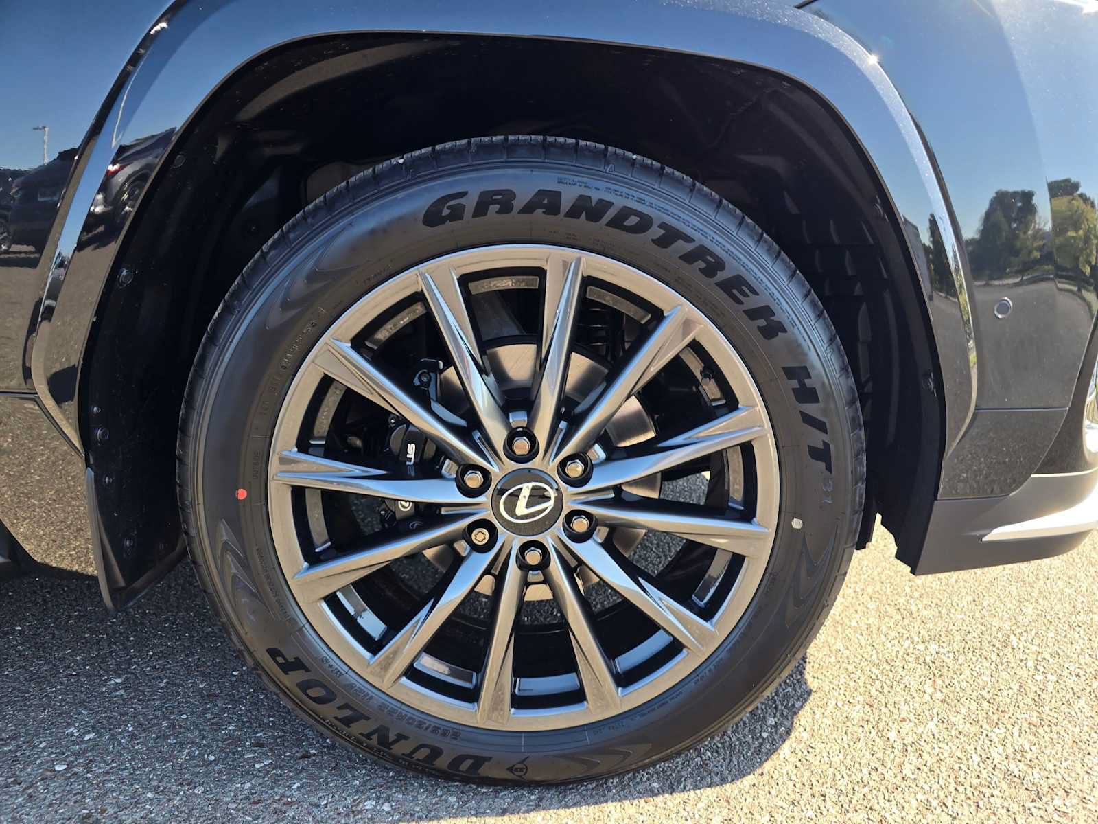 New 2026 Lexus LX 700h F Sport w/ Accessory Package (P3) AWD/4WD image 9