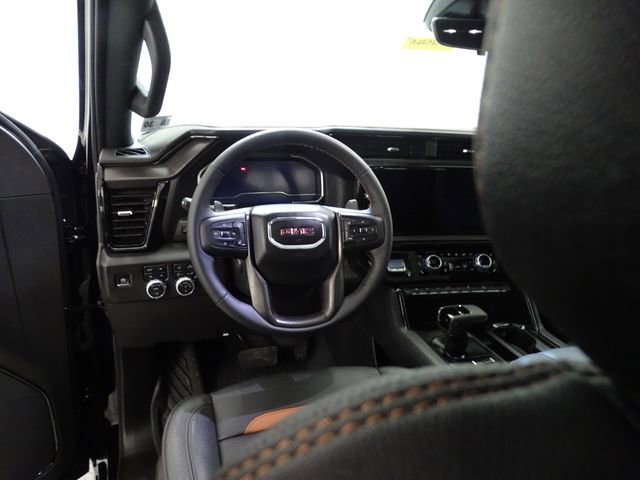 Used 2025 GMC Sierra 1500 AT4 w/ Technology Package image 5