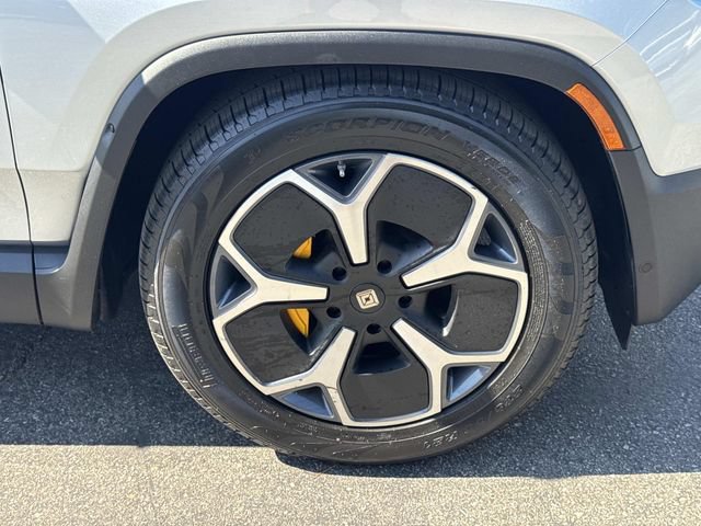 Used 2023 Rivian R1S Adventure AWD/4WD image 38