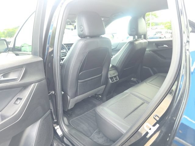 New 2026 Chevrolet Equinox LT w/ Convenience Package II AWD/4WD image 23