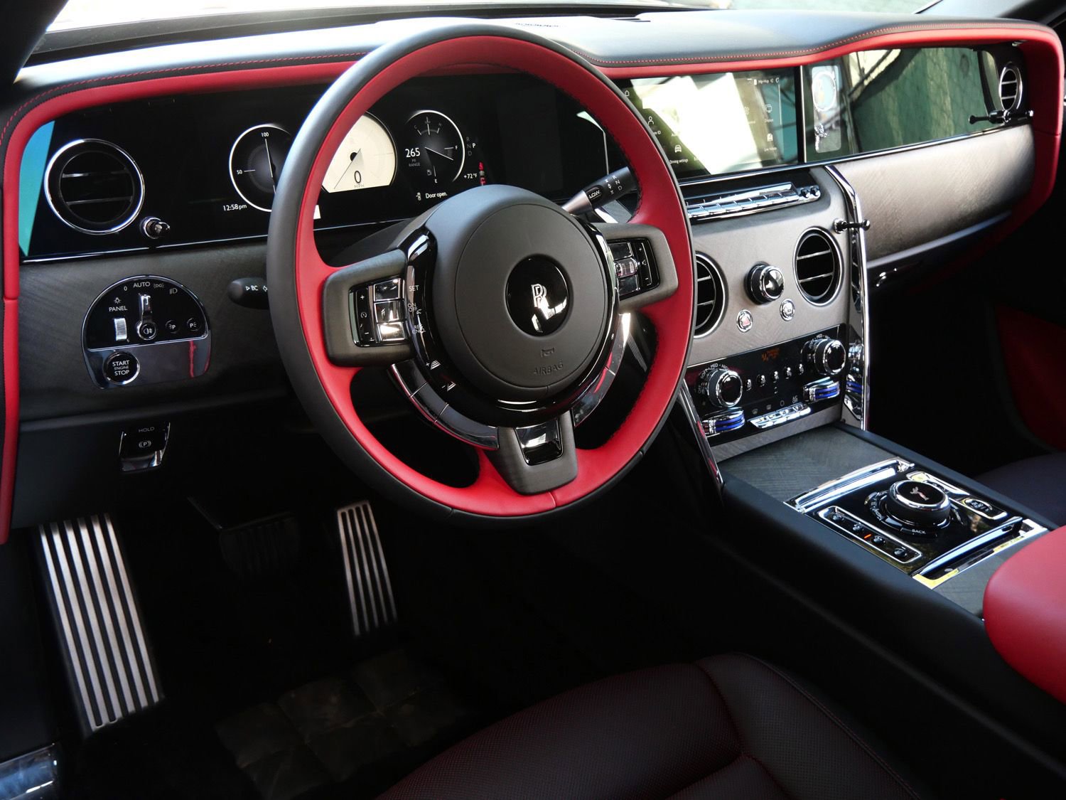 New 2025 Rolls-Royce Cullinan image 17