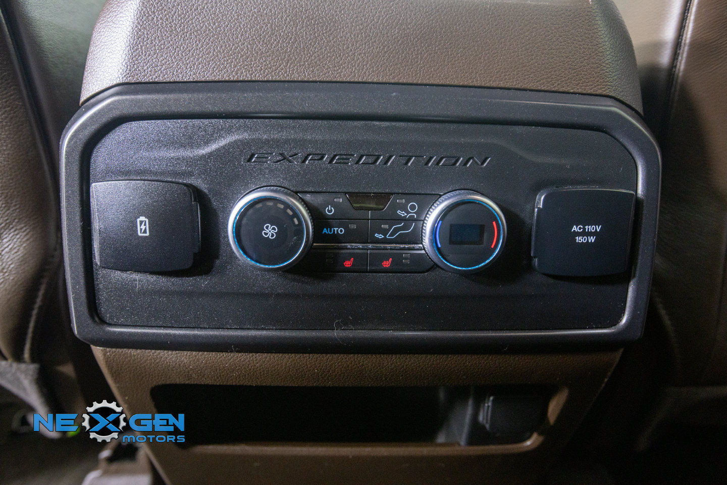 Used 2023 Ford Expedition King Ranch AWD/4WD image 33