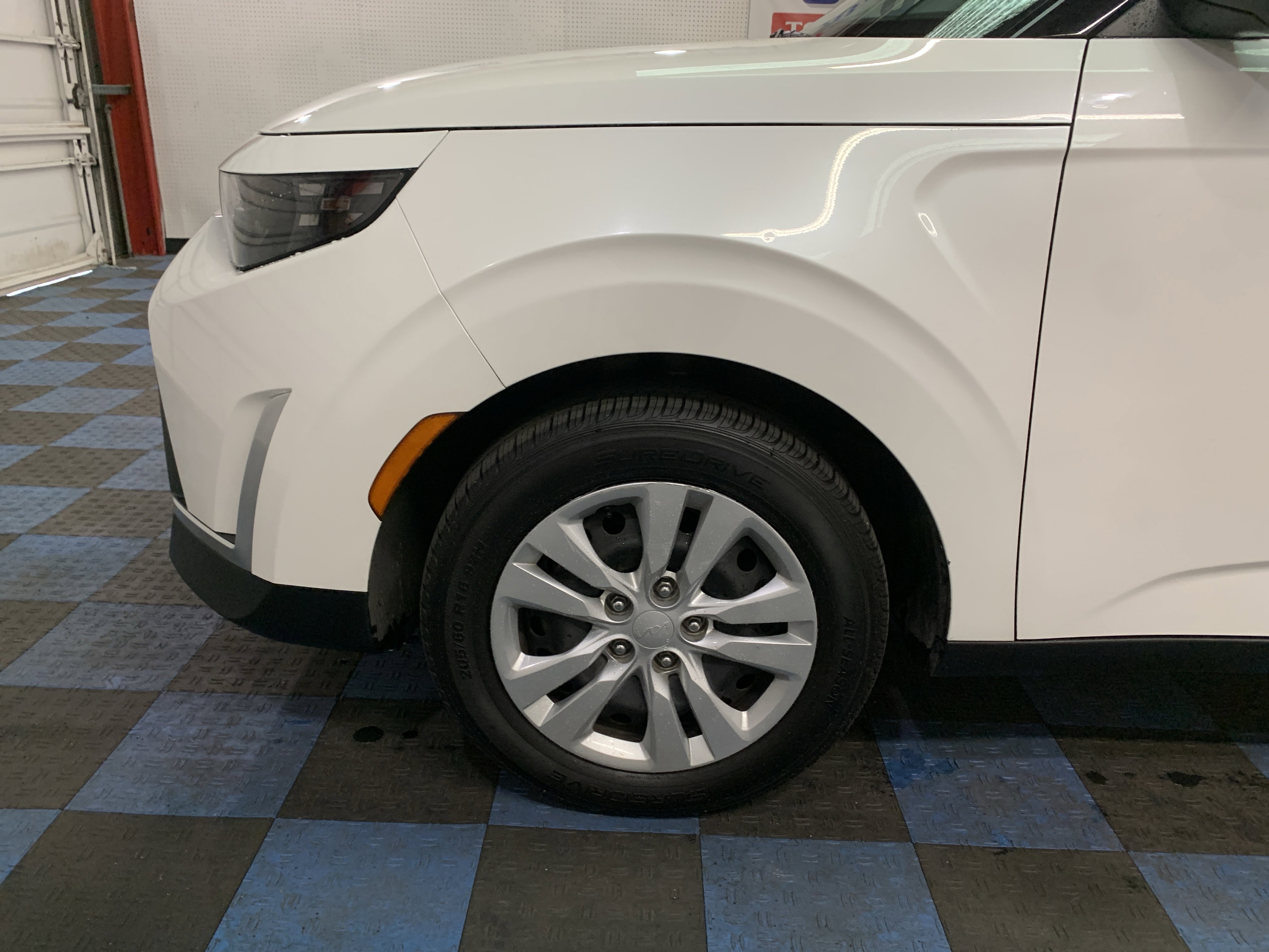 Used 2023 Kia Soul LX image 9