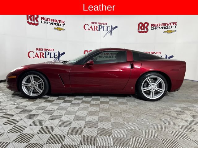 Used 2006 Chevrolet Corvette Coupe w/ Preferred Equipment Group RWD image 4