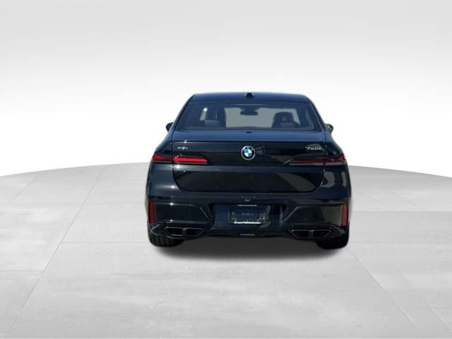 New 2026 BMW 760i xDrive w/ Premium Package image 5
