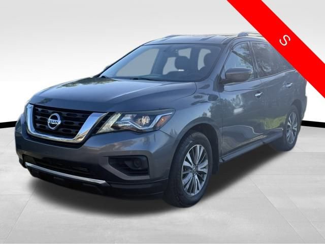 Used 2020 Nissan Pathfinder S image 3