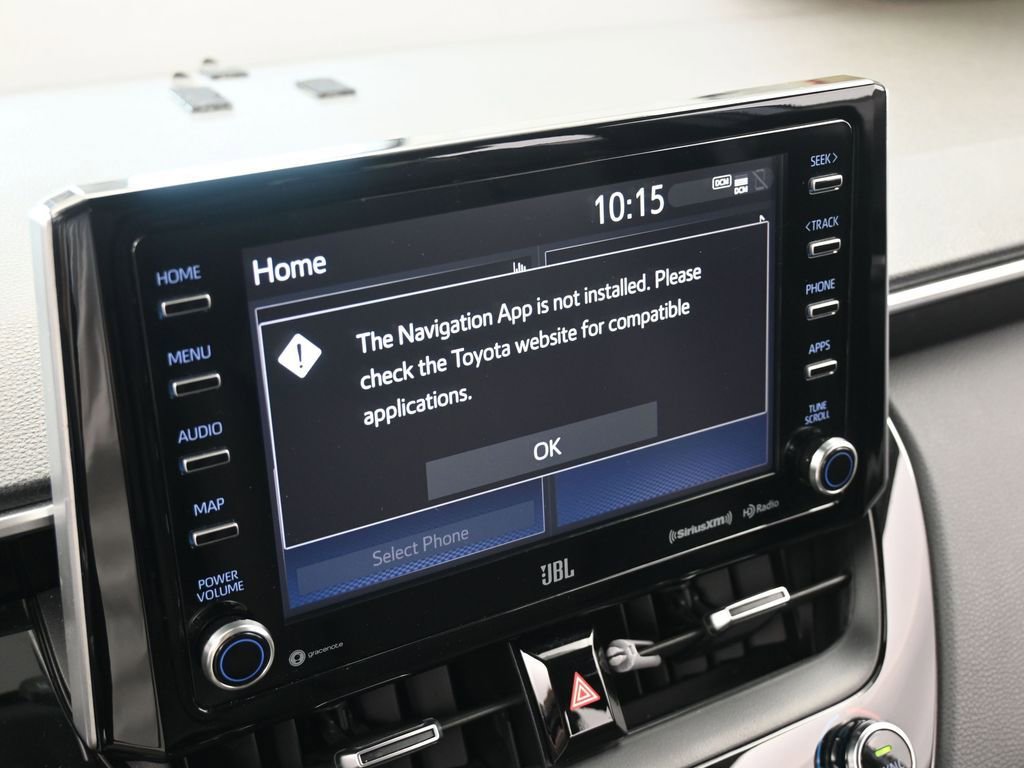 Used 2022 Toyota Corolla Cross XLE image 23