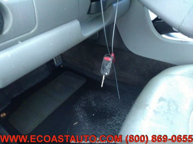 Used 2005 Chrysler Crossfire Limited RWD image 11