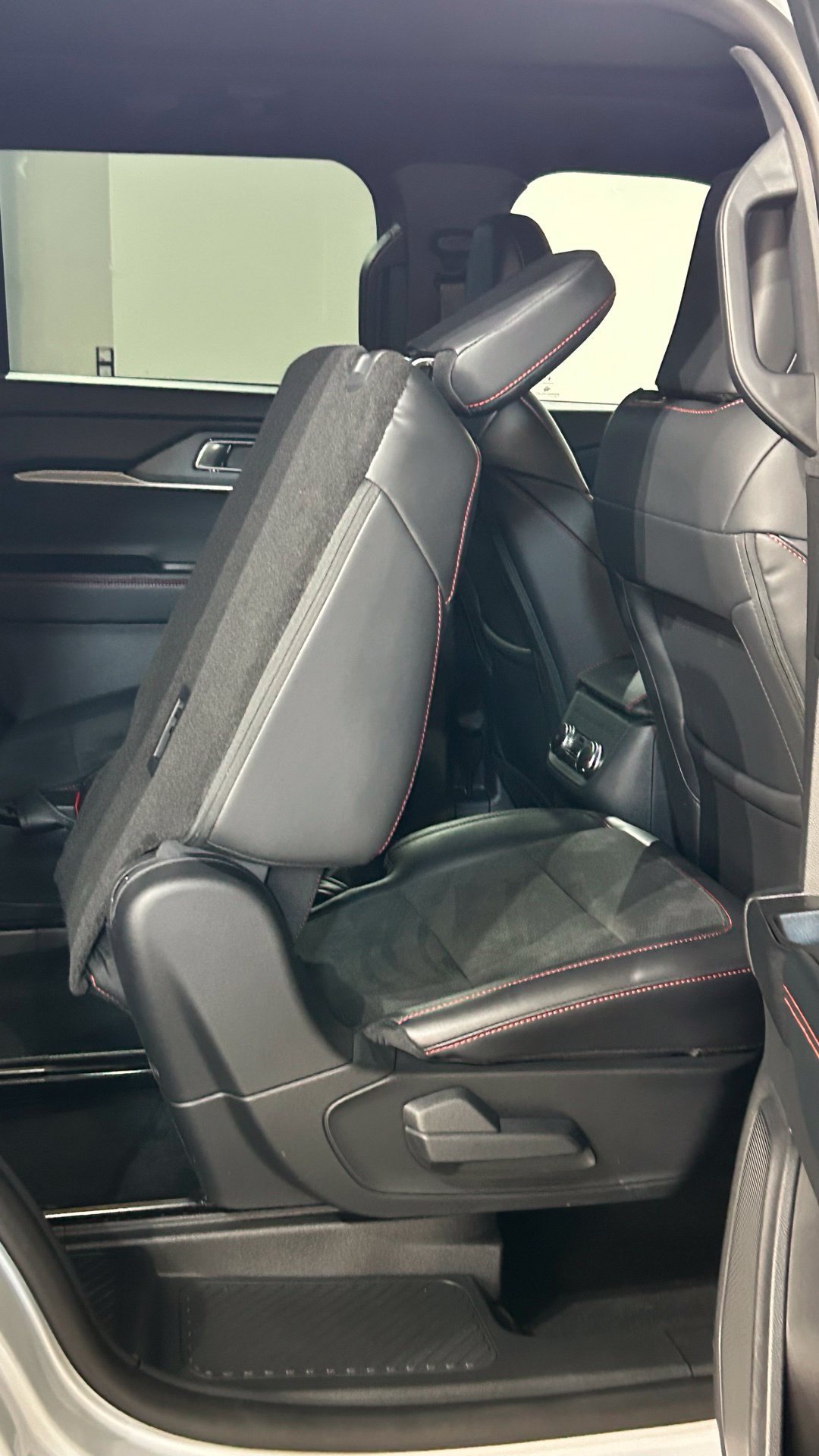 Used 2026 Ford Explorer ST w/ Sun And Sound Package AWD/4WD image 68