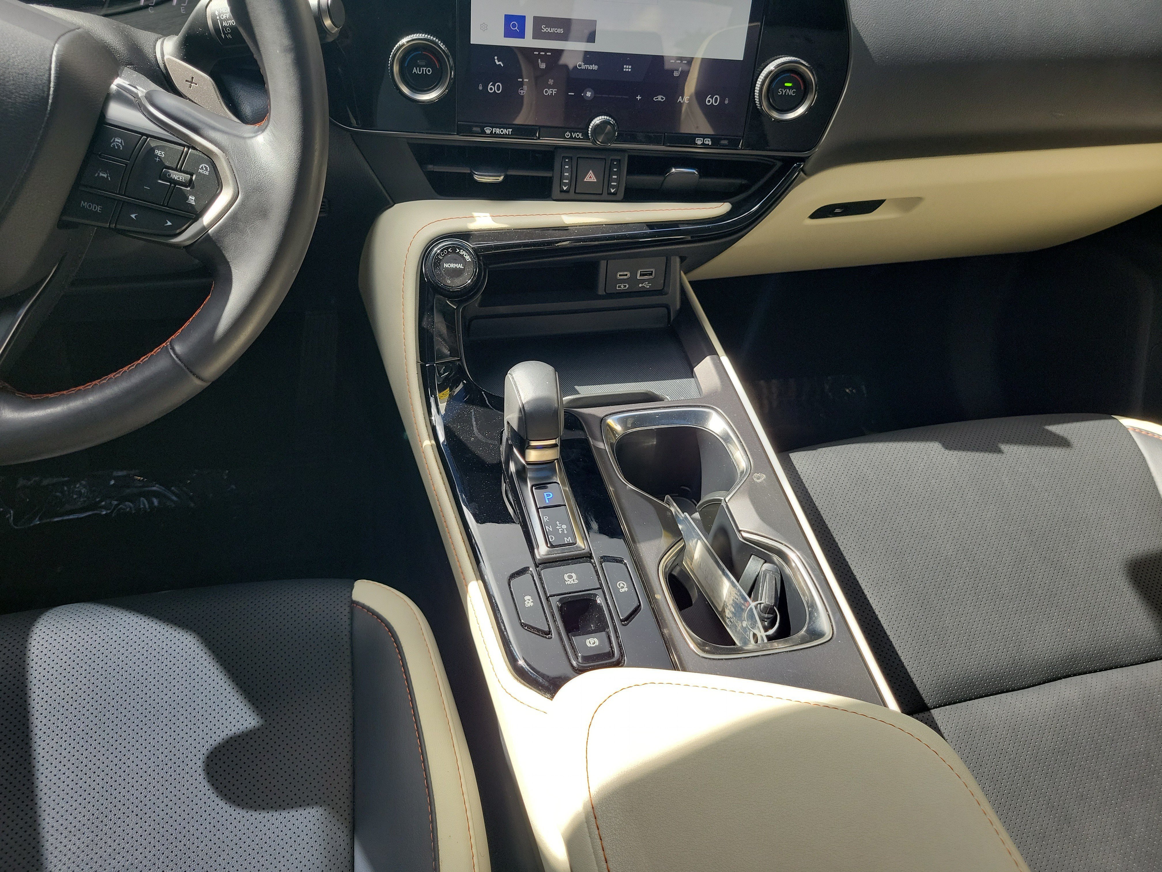Used 2024 Lexus NX 250 FWD w/ Cold Area Package image 18
