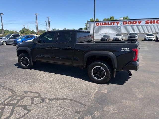Used 2025 Toyota Tacoma TRD Off-Road AWD/4WD image 17