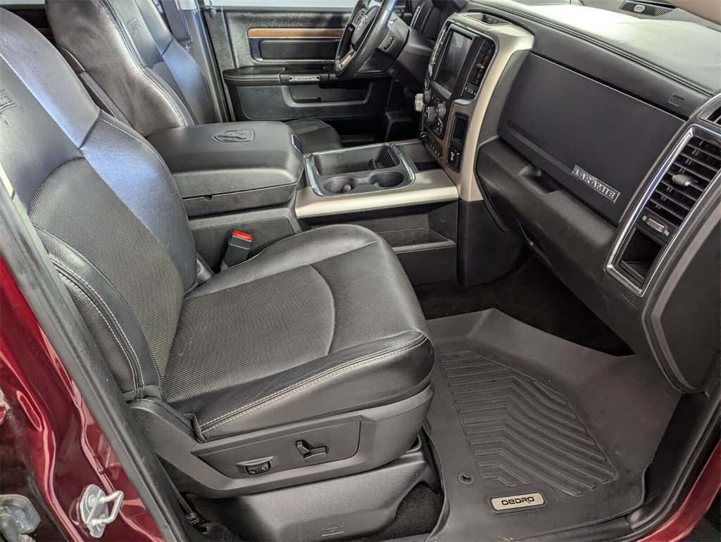 Used 2016 RAM 1500 Laramie w/ Convenience Group image 30