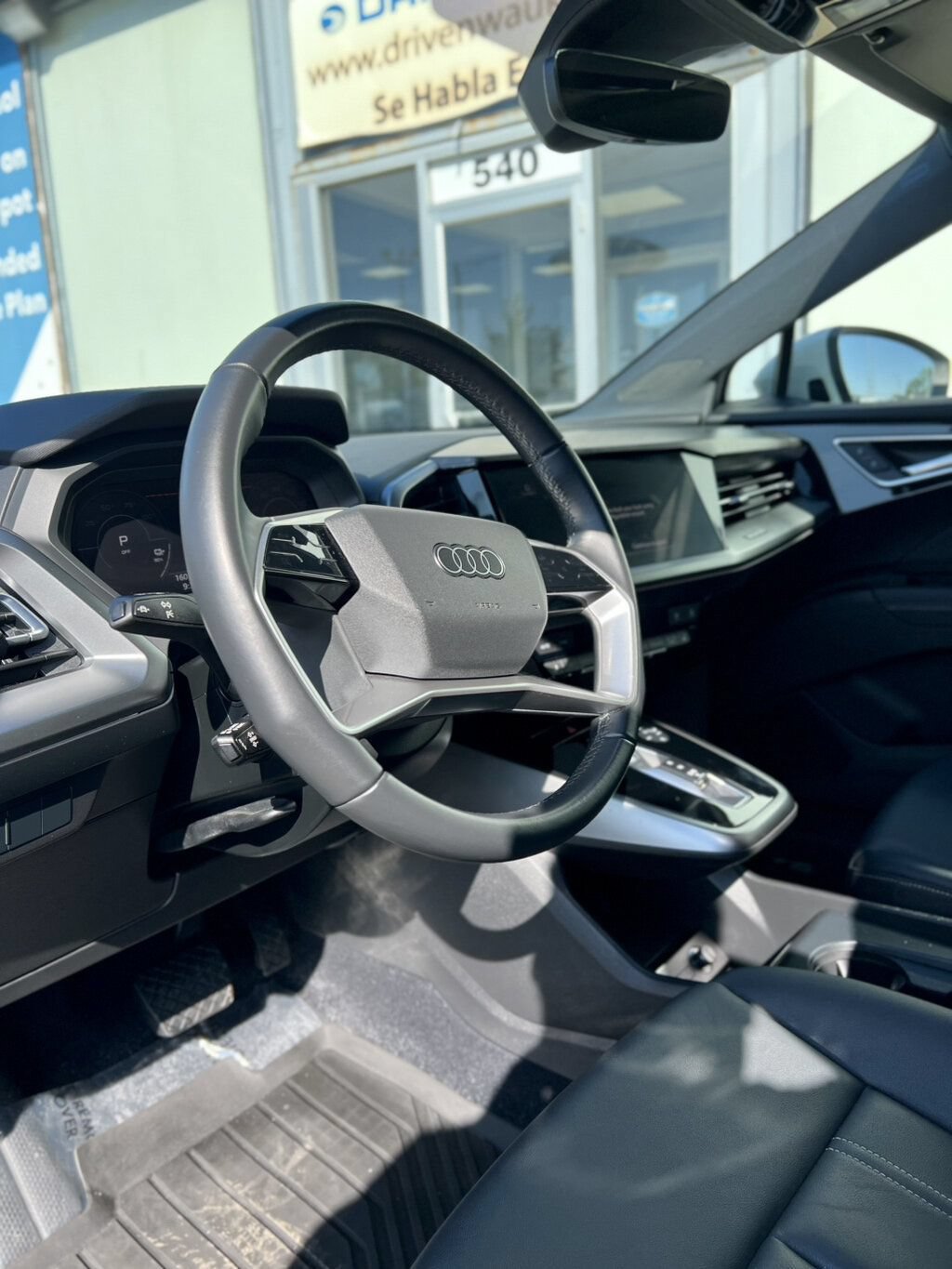 Used 2022 Audi Q4 e-tron Premium Plus w/ Premium Plus AWD/4WD image 15