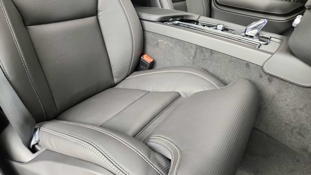 Used 2025 Volvo XC90 B6 Ultra w/ Protection Package Premier AWD/4WD image 39